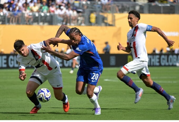Các cầu thủ PSG hoàn toàn thua kém cầu thủ Chelsea về thể lực