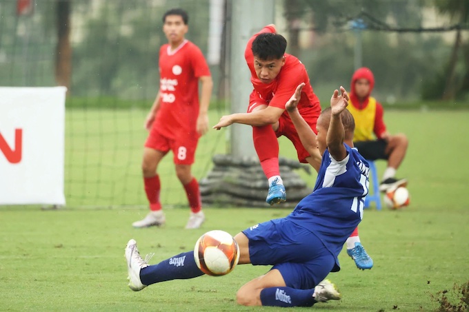 Trận đấu giữa Thể Công Viettel và PVF CAND. Ảnh: VFF