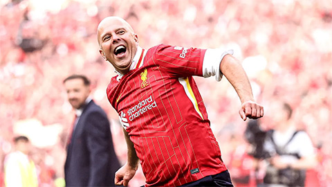  Liverpool: Tiêu chuẩn kép, đẹp mặt chưa?