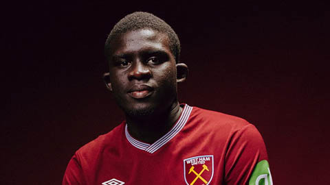 Tân binh của West Ham tăng giá gấp 440 lần khi đến Premier League
