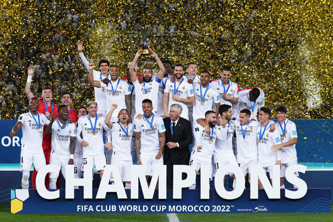 Real Madrid cũng bị tước danh hiệu "nhà vô địch thế giới"