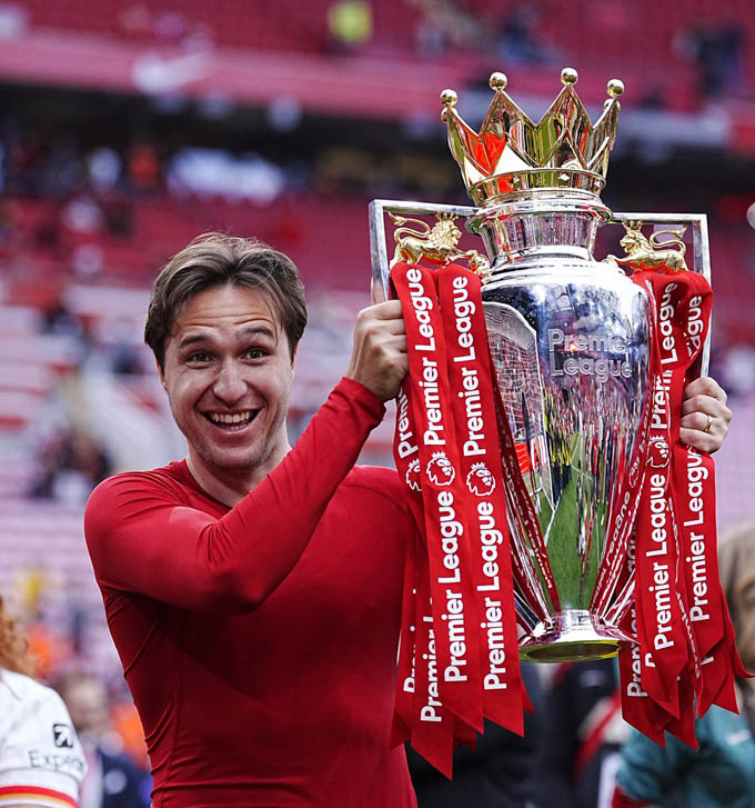Chiesa không có chỗ đứng vững chắc ở Liverpool
