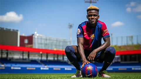  Barca gia hạn thời gian mượn 'ngọc thô đen' 19 tuổi