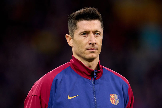 Lewandowski muốn gắn bó với Barca