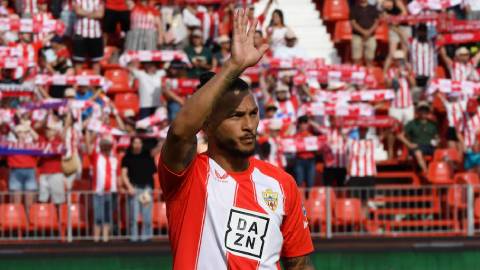  Luis Suarez, kẻ thế vai Gyokeres trên con đường của… Darwin Nunez