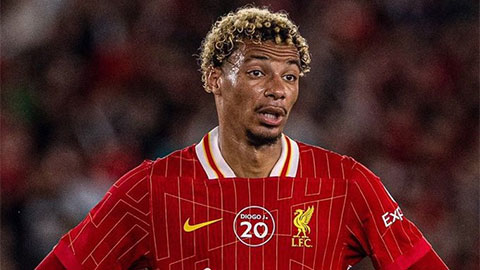  'Bom tấn' 95 triệu euro của Liverpool xử lý nghiệp dư ngay trong trận ra mắt