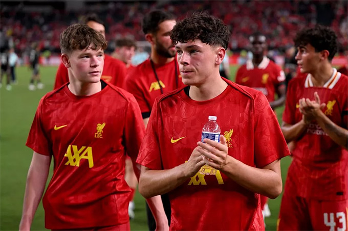 Liverpool sẽ để ba cầu thủ trẻ ra đi trong nỗ lực cách mạng đội hình