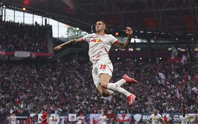 Con số 80 triệu euro cho Sesko chưa đáp ứng yêu cầu của Leipzig