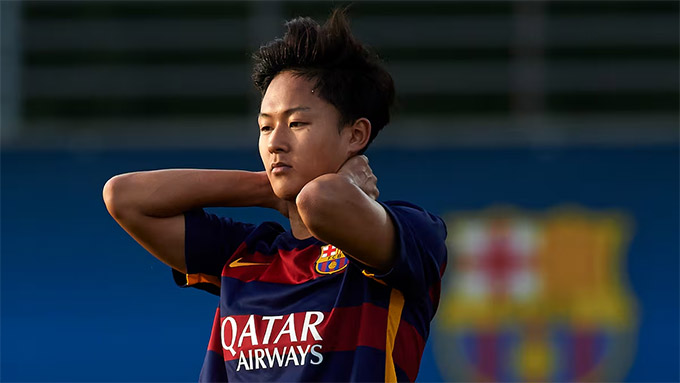 Lò La Masia của Barca từng có những tài năng trẻ người Hàn Quốc như Lee