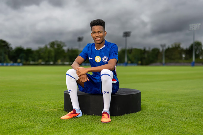 Estevao đang rất hào hứng chuẩn bị cho cuộc sống mới tại Chelsea