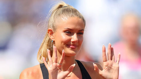  Nữ thần điền kinh Alica Schmidt đẹp mê hồn ngày tái xuất, chạy 100km mỗi tuần