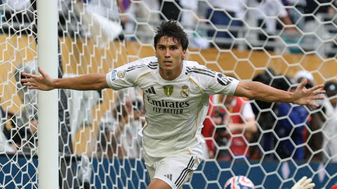  Real Madrid trao số 9 của Mbappe cho Vua phá lưới Club World Cup