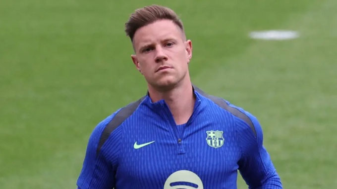 Ter Stegen đang xung đột với Barca