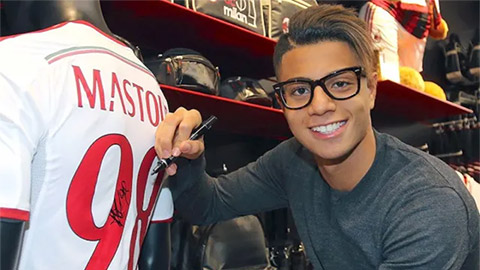  Hachim Mastour: 'Tôi từng được Florentino Perez theo dõi'