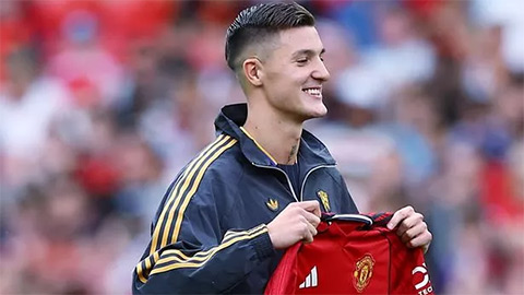  Dàn sao MU hào hứng chào đón 'bom tấn' Sesko