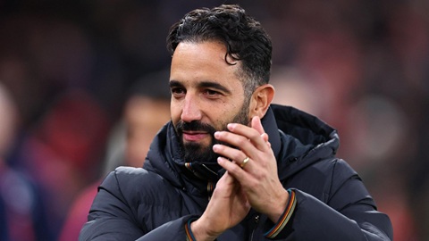  Amorim ‘cởi trói’ cho học trò