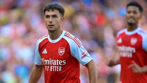  Fan Arsenal phấn khích vì một ngôi sao, không phải Viktor Gyokeres