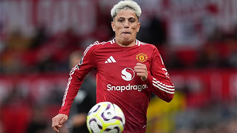  Garnacho một lòng hướng về Chelsea