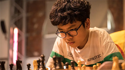  Kỳ thủ 14 tuổi của Việt Nam đại thắng đại kiện tướng cờ vua Đức