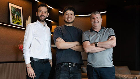  Ông chủ Singapore và tân CEO Ron Gourlay quyết đưa ‘Bầy dơi’ Valencia bay cao