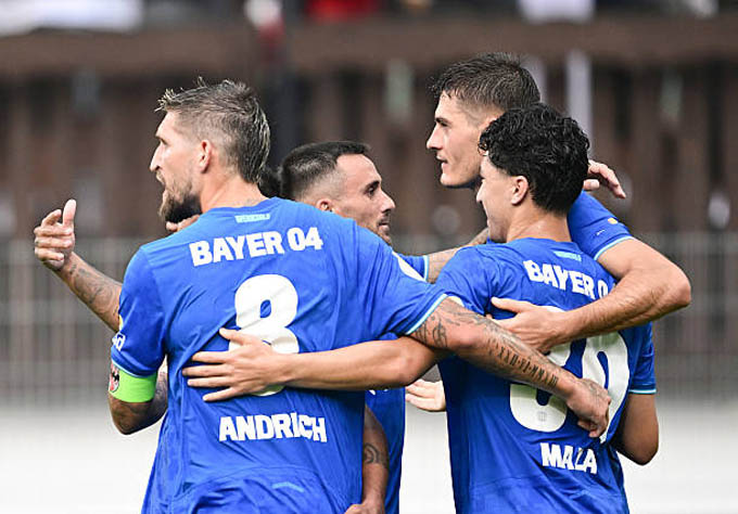 Leverkusen có vé đi tiếp ở cúp Quốc gia Đức