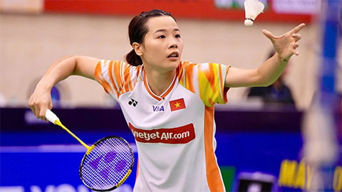  ‘Hoa khôi' Thùy Linh chạm trán cựu số 1 thế giới