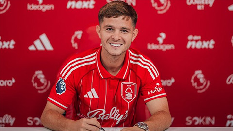  James McAtee chia tay Man City, cập bến Nottingham