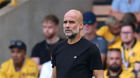  Man City thắng nhưng Pep Guardiola không vui