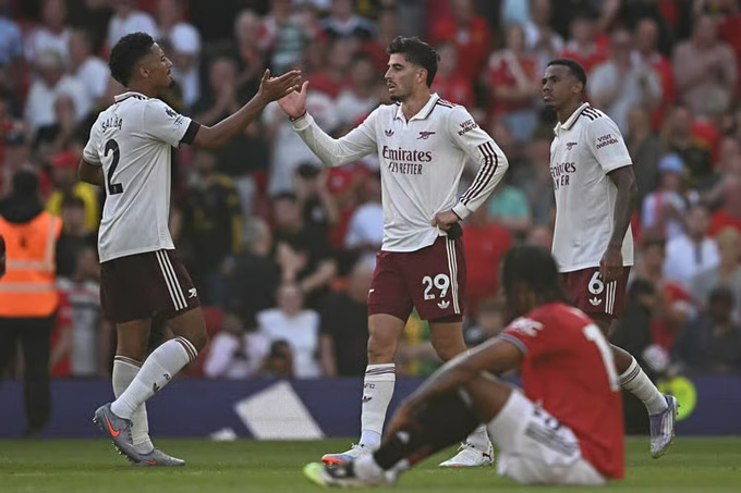 Arsenal đang là biểu tượng của bóng đá thực dụng