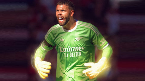  David Raya biến Old Trafford thành 'Nhà hát của những cơn ác mộng'