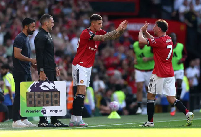 Sesko chỉ được HLV Amorim tung vào sân ở phút 65 thay cho Mason Mount