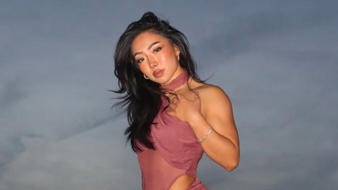  Hikaru Komiyama: Cô gái 'mỏng như giấy' bỗng trở thành nữ VĐV thể hình quyến rũ nhất thế giới