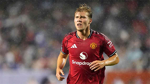  Sếp lớn AC Milan xác nhận quan tâm tới Hojlund