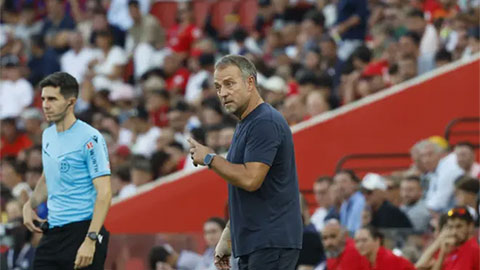  HLV Hansi Flick bắt đầu gây sức ép với BLĐ Barca