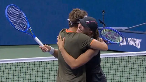  Iga Swiatek và Casper Ruud vào chung kết Mỹ Mở rộng 2025