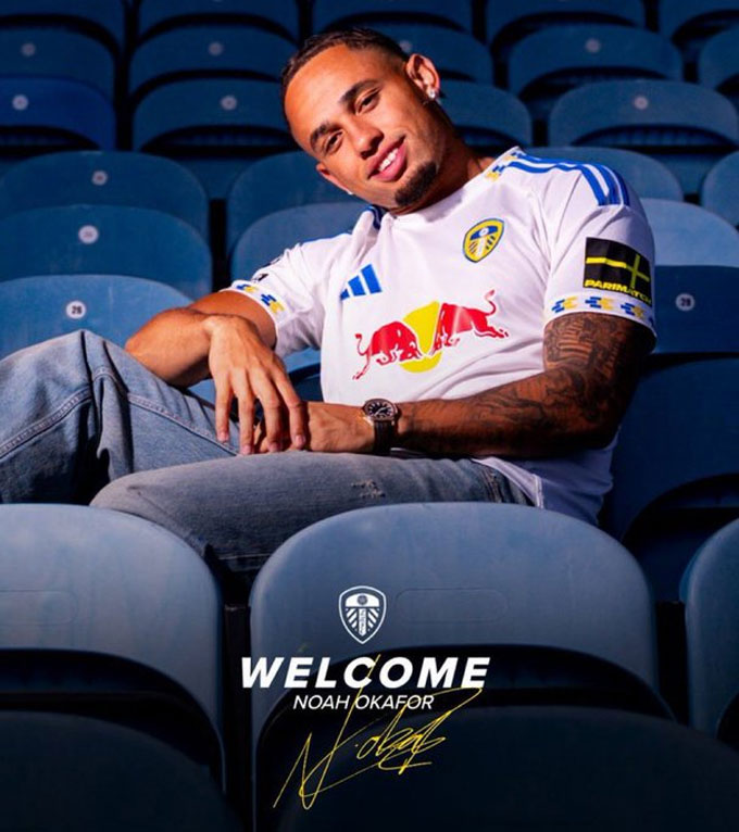 Okafor chính thức khoác áo Leeds