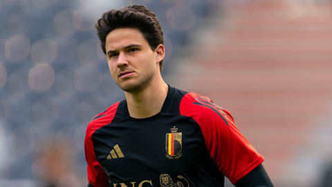  Senne Lammens sẽ là Thibaut Courtois của MU?