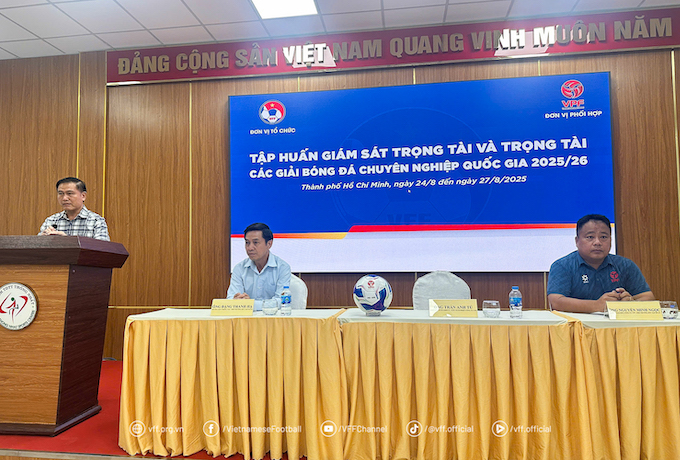 Chủ tịch VFF Trần Anh Tú phát biểu tại buổi khai mạc - Ảnh: VFF 