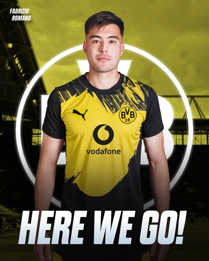 Anselmino cũng gia nhập Dortmund nhưng là theo dạng cho mượn