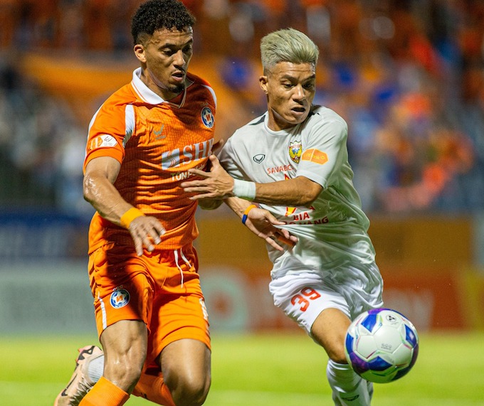 SHB Đà Nẵng vừa có trận thua đau trước Hà Tĩnh ở vòng 2