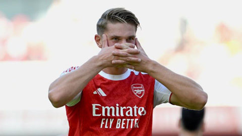  Arsenal hay nhưng sắp gay đấy