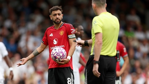  Thế giới phải nín thở khi Bruno Fernandes đá phạt đền
