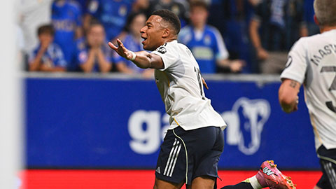  Kylian Mbappe bật chế độ hủy diệt từ rất sớm