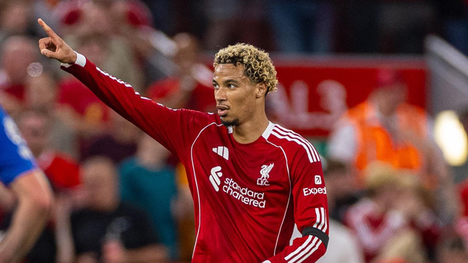 Liverpool đều nhận bàn thua lúc Ekitike bị thay ra