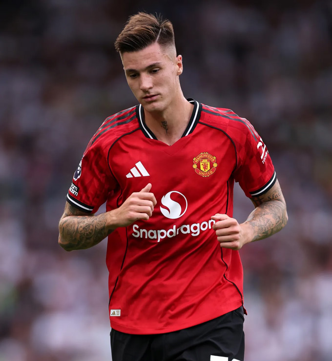 Sesko đang chờ trận đá chính đầu tiên tại MU