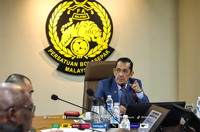 Quyết định từ chức của người đứng đầu FAM là một cú sốc lớn với NHM bóng đá Malaysia 