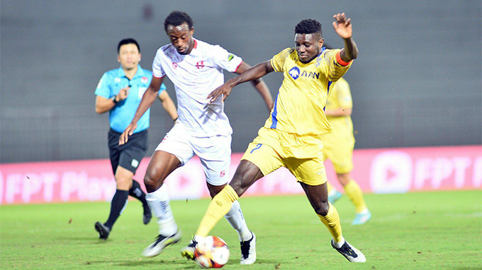 SLNA luôn là đối thủ "khó nhằn" với Hải Phòng - Ảnh: Phan Tùng