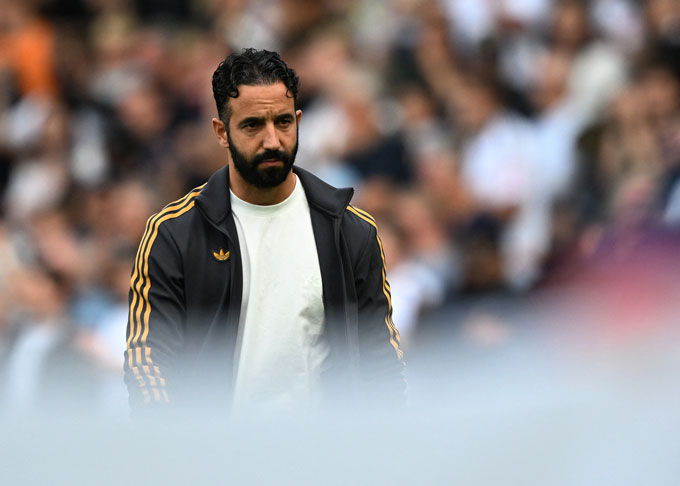 Amorim đang phải chịu áp lực lớn vì thành tích kém cỏi của MU