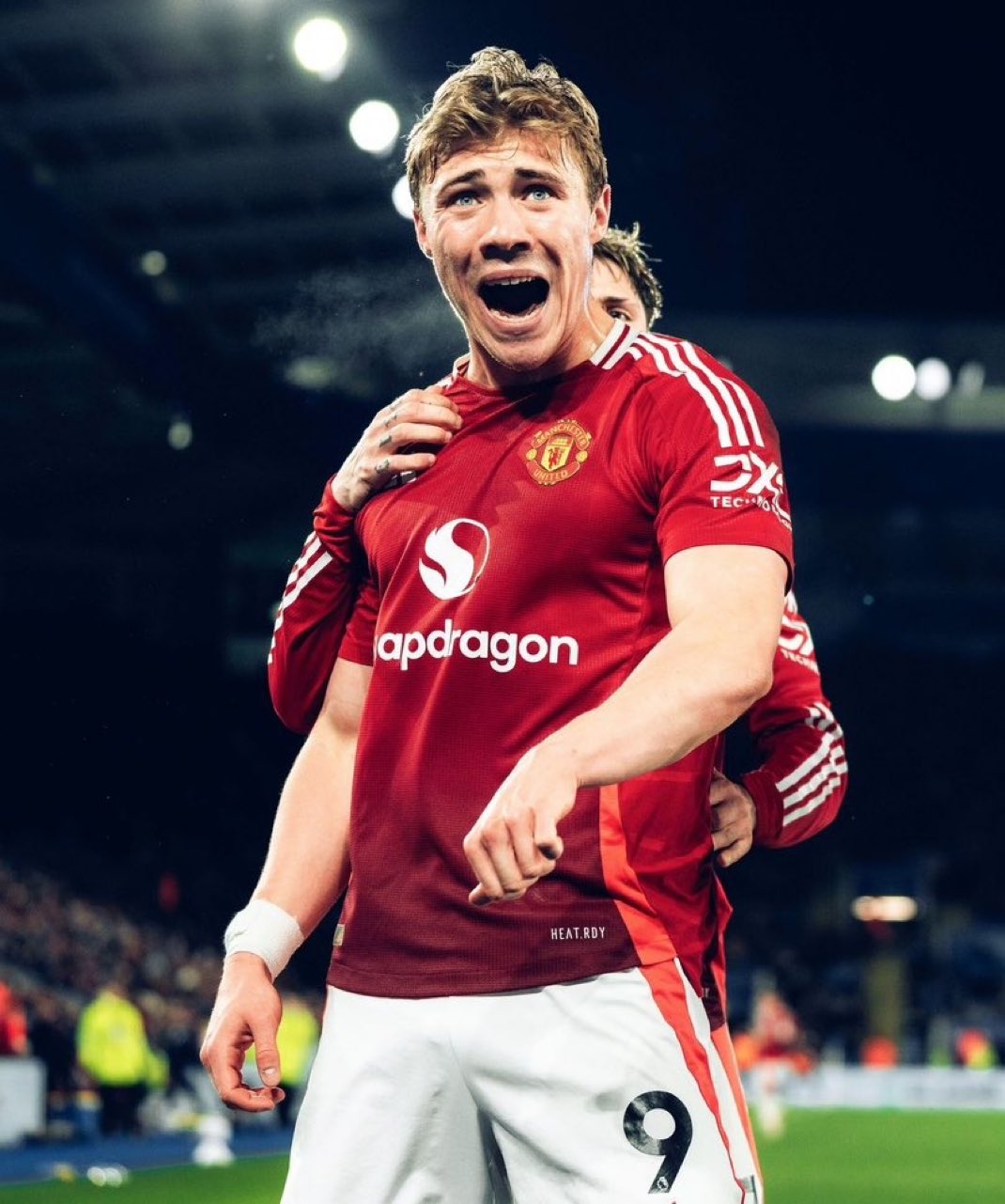 Hojlund sẽ tới Napoli kiểm tra sức khỏe trước khi ký hợp đồng