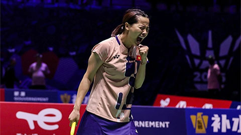  Đòi nợ thành công, hot girl Nguyễn Thùy Linh vào vòng 1/8 giải cầu lông thế giới